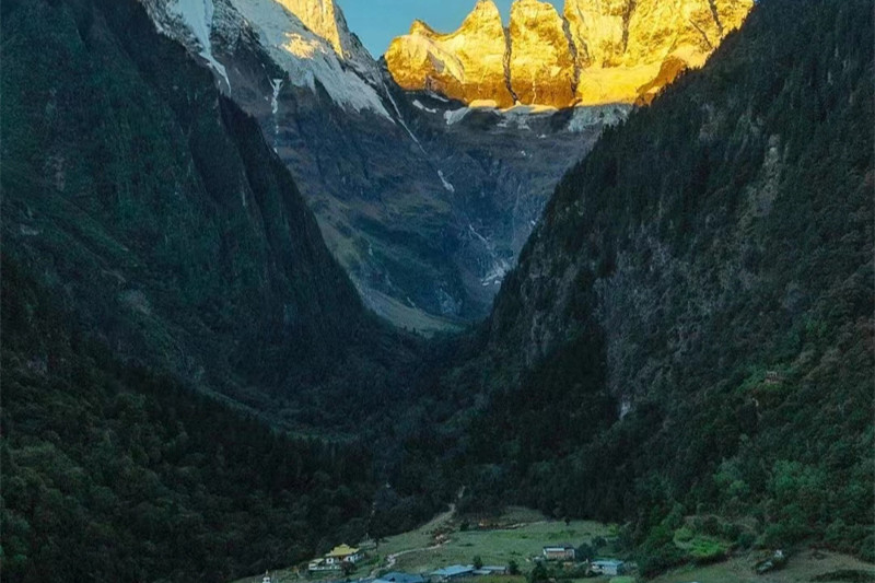 香格里拉旅游攻略 香格里拉旅游须知(香格里拉旅游旅行攻略)