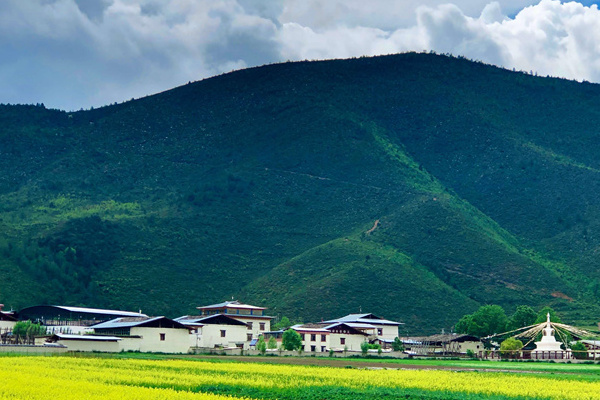 7月份到云南旅游攻略(7月份到云南旅游攻略图)