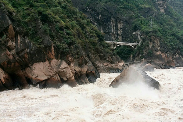 去丽江旅游攻略三天(去丽江旅游攻略三天多少钱)