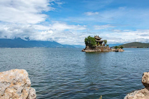 到丽江旅游自助游攻略(到丽江旅游自助游攻略图)