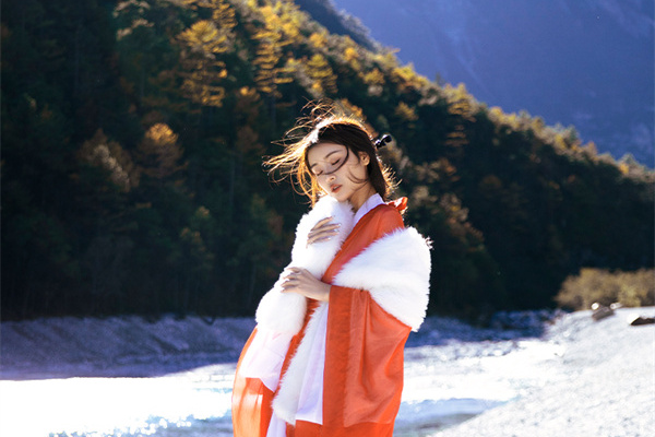 西双版纳城市旅游中心(西双版纳旅游服务中心电话)