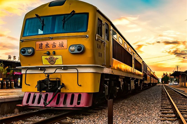 去丽江旅游多少钱(去丽江旅游多少钱就够了)