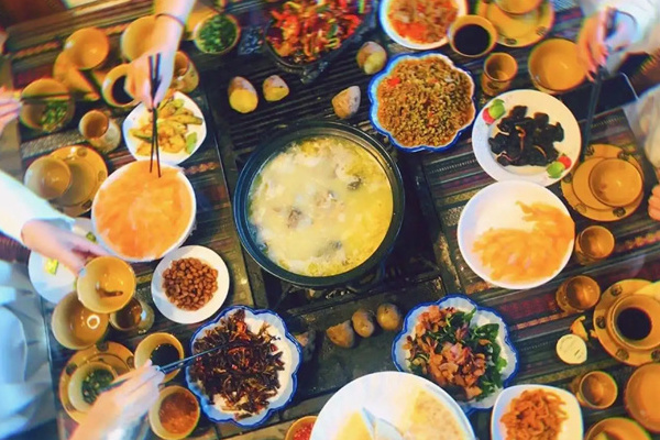 去云南丽江旅游多少钱