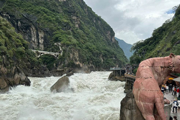 去西双版纳旅游推荐