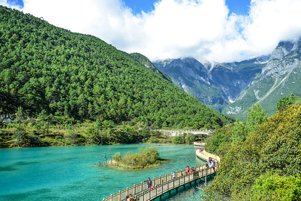 西双版纳自驾旅游攻略(西双版纳自驾旅游攻略必去景点)