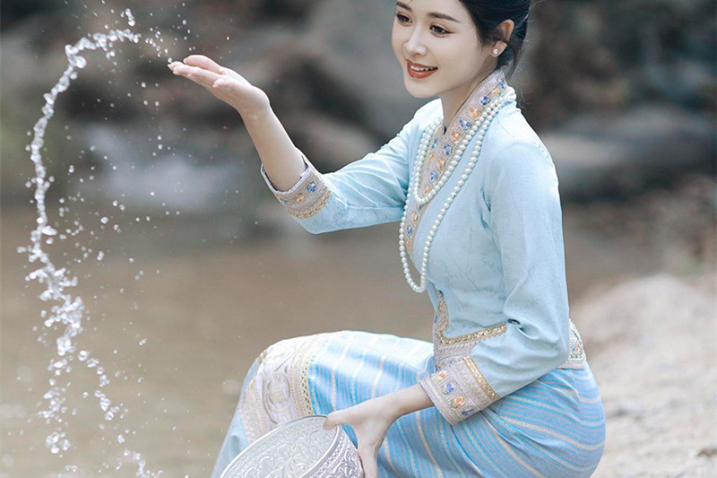 丽江四天旅游(丽江四天旅游攻略)