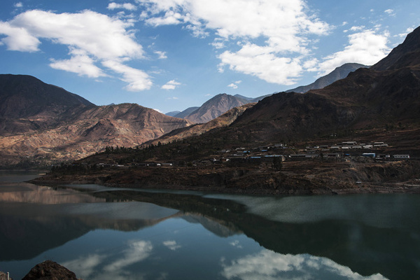 香格里拉旅游攻略丽江大理旅游(香格里拉旅游攻略景点大)