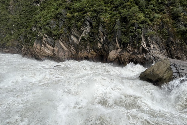 蜜月旅行云南旅游(云南蜜月旅行报价)