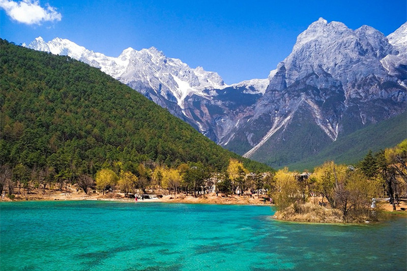 大理丽江旅游多少钱(大理丽江旅游多少钱一天)