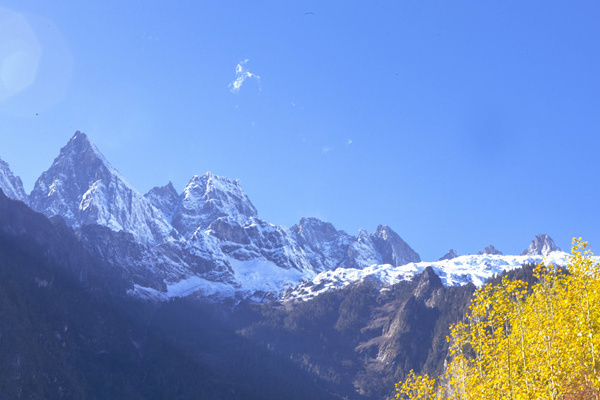 什么季节适合去丽江旅游(什么季节适合去丽江旅游呢)