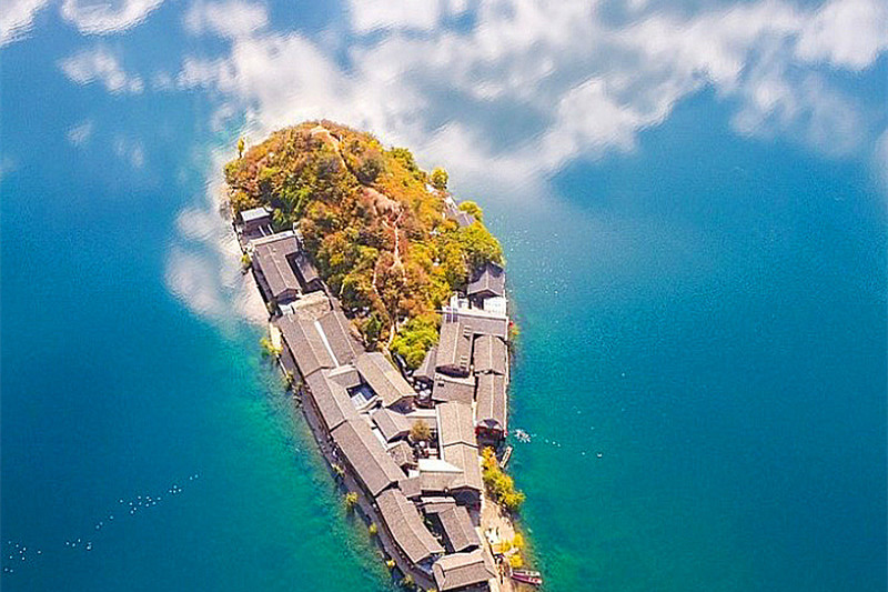 西藏至丽江旅游(西藏至丽江旅游攻略)