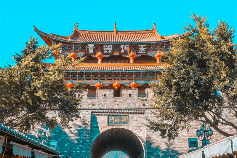 腾冲购物攻略旅游(腾冲旅游购物曝光)