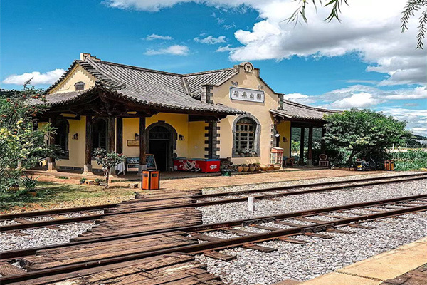 西双版纳旅游感想(西双版纳旅游感想文章)