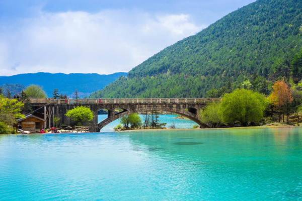大理旅游攻略情侣俩天蛋糕(大理好吃的蛋糕)